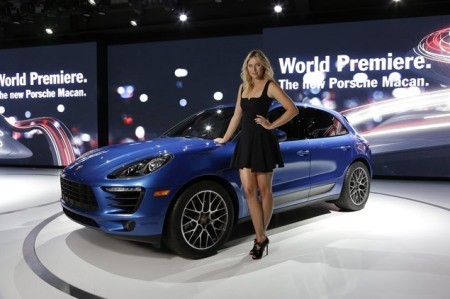 Đại lý Porsche bị phản ứng vì dùng hổ thật quảng cáo xe "Macan" trong tiếng Indonesia có nghĩa là con hổ.