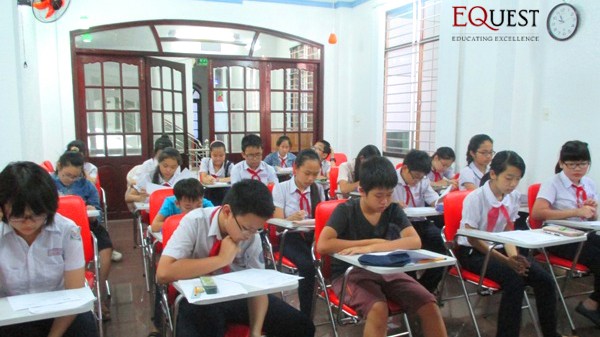 Kĩ năng nào làm khó các thí sinh English Champion 2014? Các thí sinh tại khu vực Đà Nẵng đang tập trung làm bài