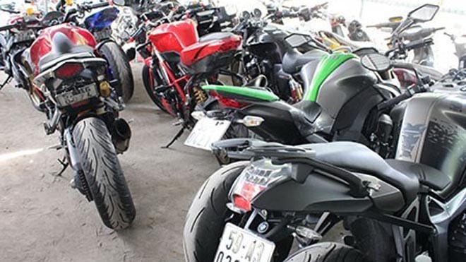Điều tra vụ đi 'phượt' gây tai nạn chết người Các xe đang bị công an huyện Ninh Sơn tạm giữ.