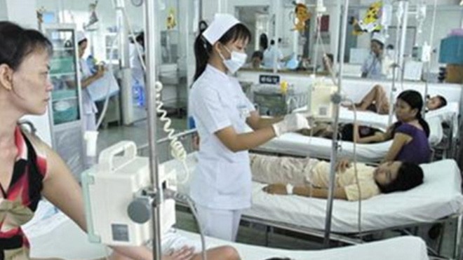 Những loại thuốc cần tránh khi mắc sốt xuất huyết Dùng dịch truyền để điều trị bệnh sót xuất huyết.