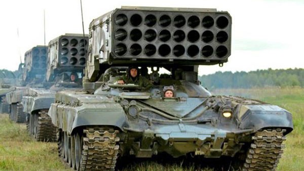 Iraq lộ 'Rồng lửa' TOS-1A Solsepek do Nga cung cấp Iraq lộ 'Rồng lửa' TOS-1A Solsepek do Nga cung cấp