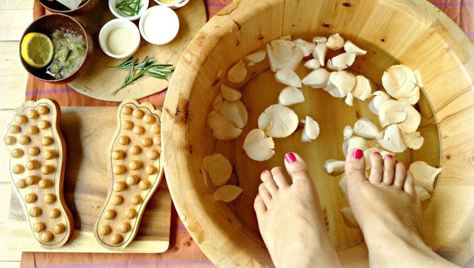 Ngâm chân: Thói quen tuyệt vời chữa nhiều chứng bệnh Ngâm chân: Thói quen tuyệt vời chữa nhiều chứng bệnh