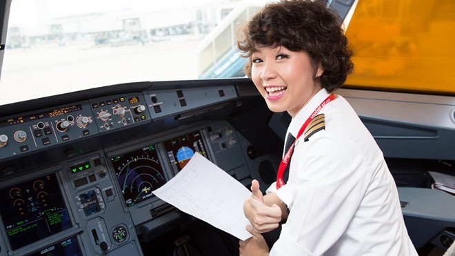 Bí mật của nghề nhận lương 74,8 triệu/tháng ở Việt Nam Những đặc điểm về thể trạng khiến rất ít ứng viên nữ có thể đáp ứng được yêu cầu của nghề phi công. Ảnh: Hoàng Anh.