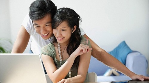 Dấu hiệu nhận biết những anh chàng đa tình Dấu hiệu đầu tiên của những anh chàng đa tình là việc anh ta có sử dụng nhiều tài khoản facebook hay không (Ảnh minh họa)