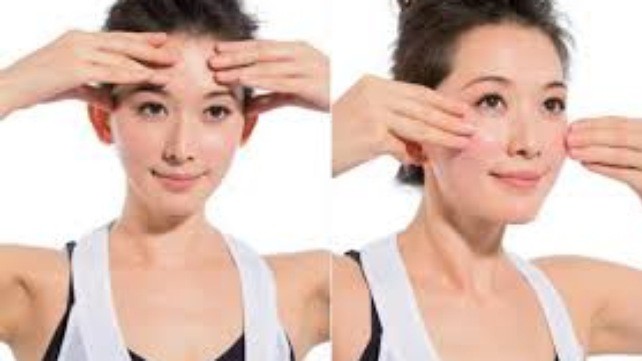 Xoa bóp bấm huyệt giúp trẻ lâu Xoa bóp bấm huyệt giúp trẻ lâu