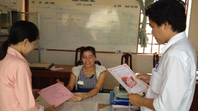 Dân thích... thủ tục hành chính vì có thư chúc mừng! Thị trấn Tràm Chim là một trong những địa phương ở Đồng Tháp xây dựng thành công mô hình chính quyền gần dân