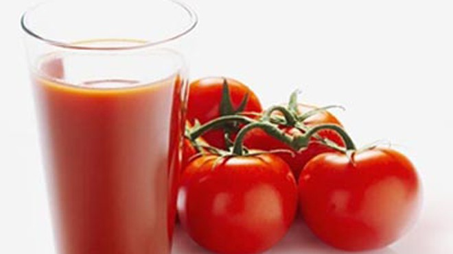 Công dụng độc đáo của nước cà chua Nước ép cà chua bổ dưỡng và có công dụng phòng chống bệnh tật.