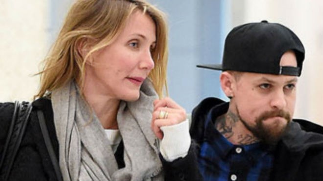 Cameron Diaz đã đính hôn Cameron Diaz và Benji Madden. Ảnh: Akm.