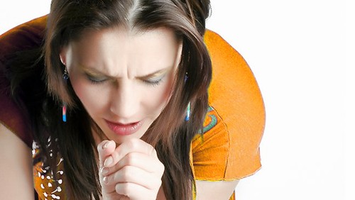 Cảnh giác khi ho ra máu Ho ra máu có nhiều nguyên nhân khác nhau và việc chẩn đoán không phải dễ dàng. Ảnh minh họa: homeremedies.
