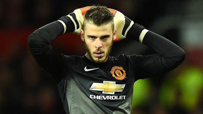 Nhận lương 'khủng' ở M.U, De Gea vẫn không vui De Gea không vui khi hàng thủ M.U vẫn chơi thiếu chắc chắn.