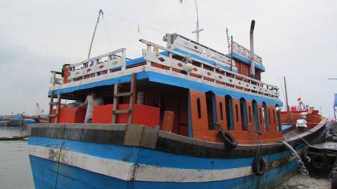 Đá san hô đè chết ngư dân dưới đáy biển Trường Sa Ngư dân Ba tử nạn sau chuyến biển cuối năm trên chiếc tàu này.