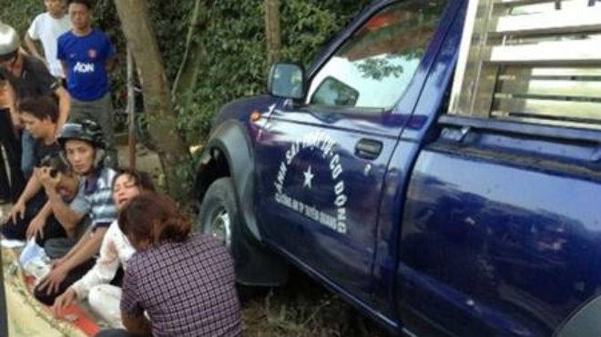Xe công an gây tai nạn, 2 người đi bộ tử vong Xe công an gây tai nạn, 2 người đi bộ tử vong