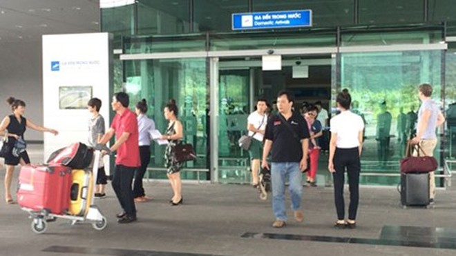 Bộ trưởng Thăng yêu cầu 'bán” Cảng hàng không Phú Quốc Bộ trưởng Thăng yêu cầu 'bán” Cảng hàng không Phú Quốc