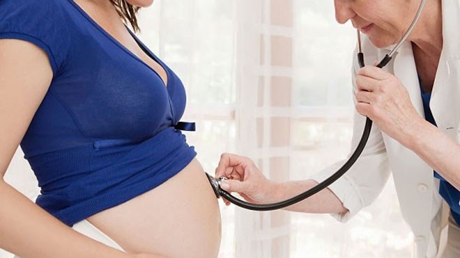 Bí quyết giúp mẹ bầu công sở sống khỏe trong thai kỳ Bí quyết giúp mẹ bầu công sở sống khỏe trong thai kỳ