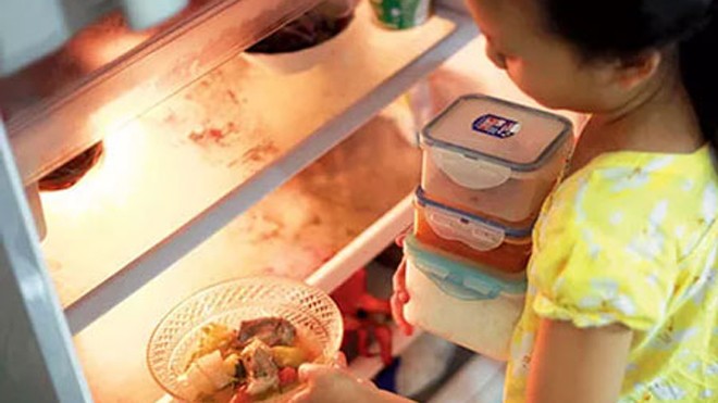 Nguyên nhân ăn thức ăn thừa để trong tủ lạnh có thể gây ung thư Nguyên nhân ăn thức ăn thừa để trong tủ lạnh có thể gây ung thư