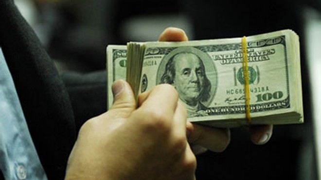 Giá USD tự do bất ngờ giảm mạnh Giá USD tự do bất ngờ giảm mạnh