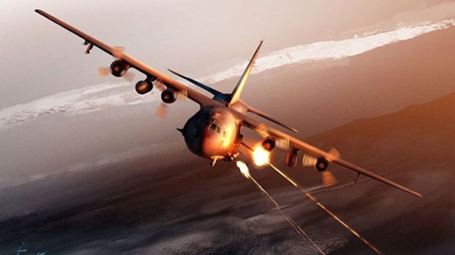 Cường kích Mỹ - ác mộng với đoàn xe chở dầu của IS Một cường kích AC-130 của Mỹ khai hỏa diệt mục tiêu trên mặt đất. Ảnh: Military.com