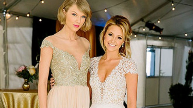 Taylor Swift làm phù dâu trong đám cưới bạn thân Taylor Swift làm phù dâu trong đám cưới bạn thân