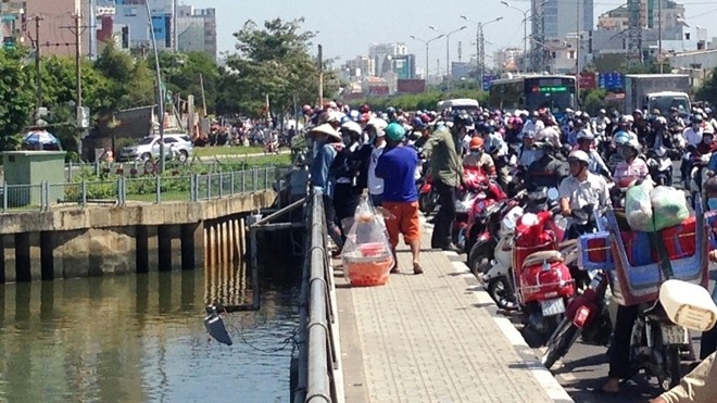 Tá hỏa phát hiện thi thể thiếu nữ nổi dưới kênh Khu vực phát hiện thi thể nạn nhân