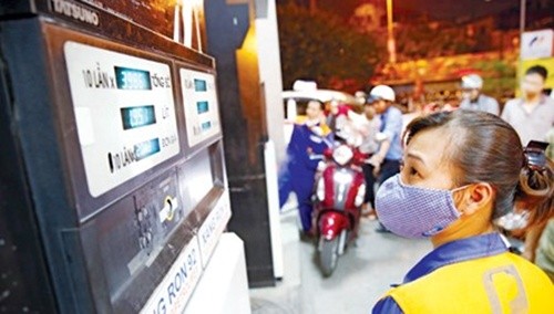 Tăng giá bán lẻ dầu diesel và dầu madút Ảnh minh họa