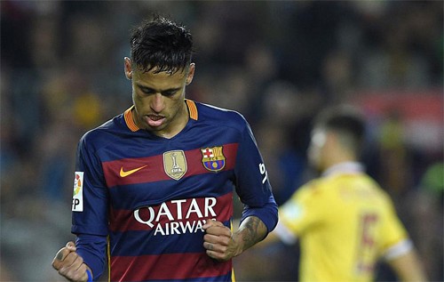Barca có thể bán Neymar vì nợ nần Những cầu thủ như Messi, Neymar Suarez được trả lương rất cao tại Barca. Ảnh: Reuters