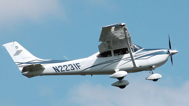 Máy bay Mỹ rơi ở Hawaii, 5 người chết Máy bay Cessna 182 của Mỹ (Ảnh: Wikipedia)