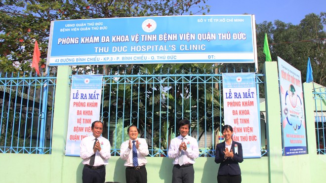 Lần đầu tiên chạy thận nhân tạo tại trạm y tế Khánh thành phòng khám đa khoa vệ tinh bệnh viện quận Thủ Đức