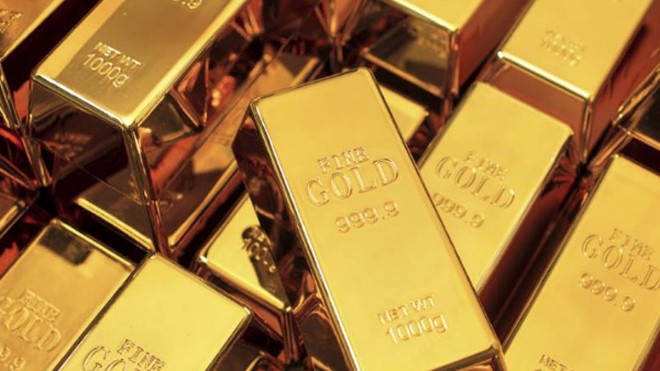 Bất ngờ nhặt được túi vàng 450 triệu sau nhà Bất ngờ nhặt được túi vàng 450 triệu sau nhà