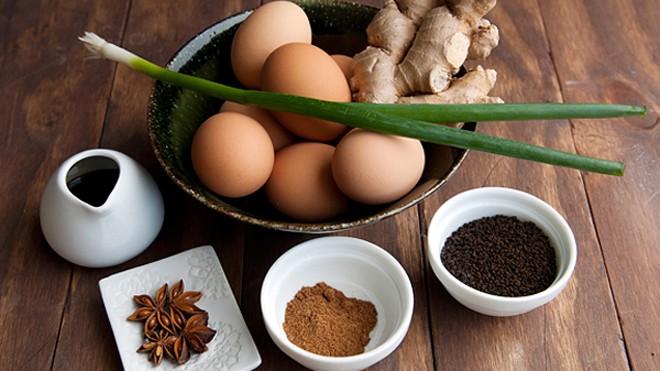 Trứng om nước trà ngon như nhà hàng Nguyên liệu làm món trứng trà.