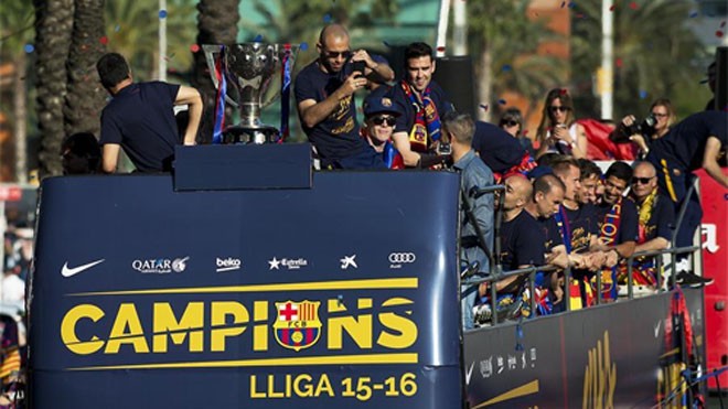 Barca đạt doanh thu cao nhất lịch sử CLB Barca giành cú đúp La Liga, Cup Nhà vua cuối mùa 2015-2016.