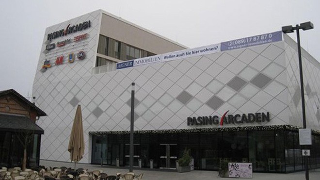 Trung tâm mua sắm Munich sơ tán vì bị dọa đánh bom Trung tâm mua sắm ở Munich bị dọa đánh bom. Ảnh: Independent