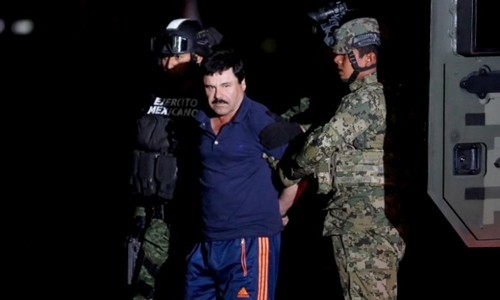 Con trai trùm ma túy khét tiếng Mexico bị bắt cóc Trùm ma túy Mexico El Chapo Guzman bị cảnh sát bắt hồi tháng 1. Ảnh: Reuters.