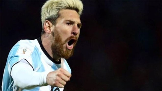 Messi: 'Tôi chẳng lừa gạt ai' Messi từng rất buồn khi khiến Argentina thất bại ở chung kết Copa hè năm nay. Ảnh: Reuters.