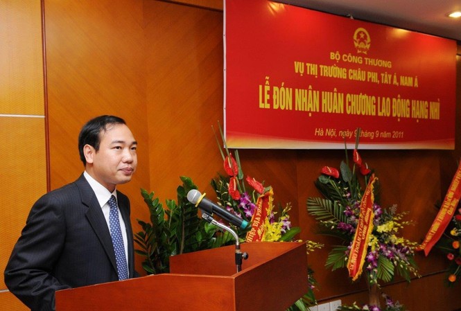 Bộ Công Thương thay Vụ trưởng Vụ tổ chức cán bộ Ông Trần Quang Huy, tân Vụ trưởng Vụ Tổ chức Cán bộ Bộ Công Thương