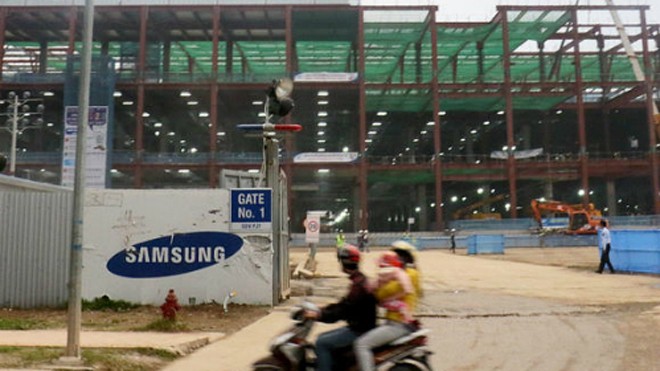 Kinh tế Thái Lan thập niên 90 - bài học cho Việt Nam Samsung đầu tư mạnh vào Việt Nam giống như Nhật Bản rót vốn vào Thái Lan ở thập niên 90.