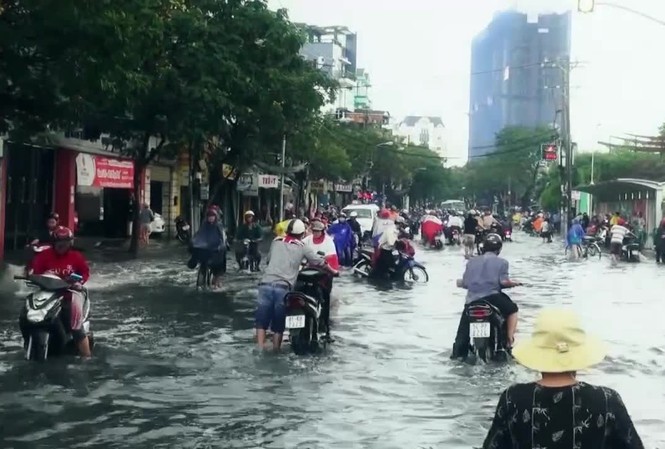 Tình trạng ngập lụt ở TP HCM như thế nào qua 8 năm Tình trạng ngập lụt ở TP HCM như thế nào qua 8 năm
