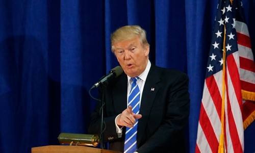Ông Trump mất 800 triệu USD trong một năm Ông Donald Trump. Ảnh: Reuters.