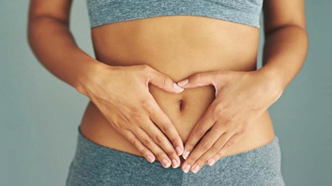 Ngồi dưới sàn đất khi ăn rất tốt cho sức khỏe Tư thế ngồi ăn đúng giúp cải thiện chức năng tiêu hóa.