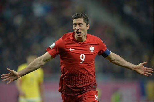 Lewandowski vượt Ronaldo, dẫn đầu top ghi bàn tại vòng loại châu Âu Lewandowski có hiệu suất ghi bàn rất cao. Ảnh: Reuters