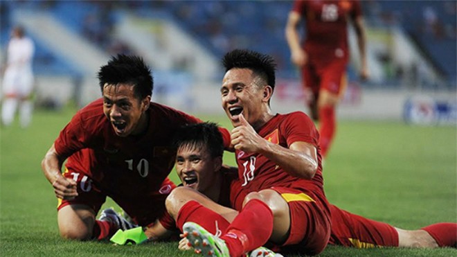 Malaysia sẽ 'chăm sóc đặc biệt' Công Vinh và Văn Quyết Tuyển Malaysia cảnh giác đặc biệt với bộ đôi tiền đạo Công Vinh và Văn Quyết. Ảnh: Giang Huy