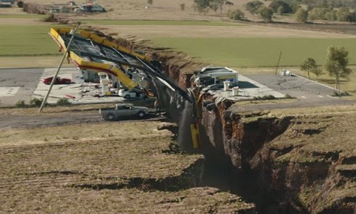 Đứt gãy 1.300 km ở California có thể phá hủy 3,5 triệu ngôi nhà Khe nứt San Andreas chạy dọc bang California, Mỹ. Ảnh minh họa: Thewrap.