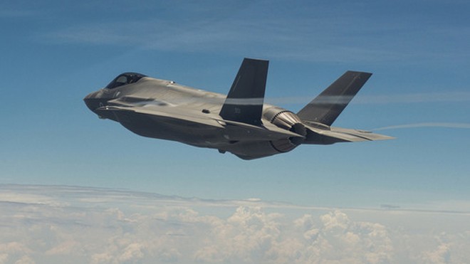 Israel đặt mua hàng chục tiêm kích F-35 của Mỹ Chiếc F-35 đầu tiên của Israel trong quá trình thử nghiệm. Ảnh: Aviationist.