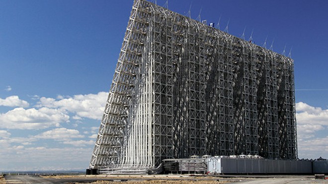 Radar phát hiện mục tiêu ở cách 10.000 km của Nga Một hệ thống radar Voronezh-DM. Ảnh: Science Pole.