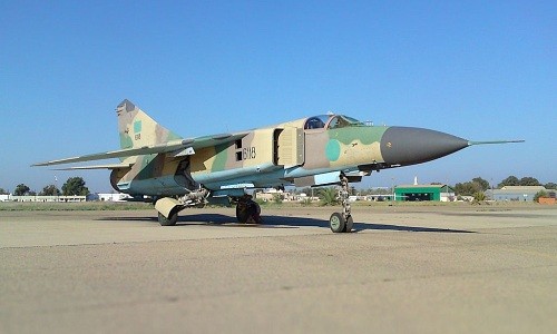 Phiến quân Libya tuyên bố bắn rơi tiêm kích Mig-23 Tiêm kích Mig-23 của không quân Libya. Ảnh: fightersweep