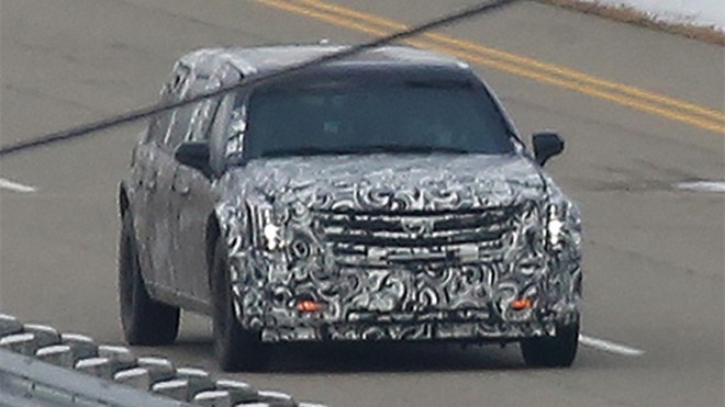 Trump có thể không đi xe limousine mới trong lễ nhậm chức Xe limousine tổng thống mới trên đường thử. Ảnh: SpiedBilde.