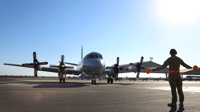 MH370: Cuộc tìm kiếm vô vọng chuyến bay bí ẩn nhất thế giới Máy bay RAAF P3 Orion trở về từ chuyến bay đầu tiên tại Căn cứ Quân sự Pearce vào ngày 27/3/2014 ở Perth, Australia. 6 quốc gia đã tham gia vào cuộc tìm kiếm ban đầu sau khi MH370 được cho là đã rơi xuống phía nam Ấn Độ Dương và khiến tất cả hành khách th