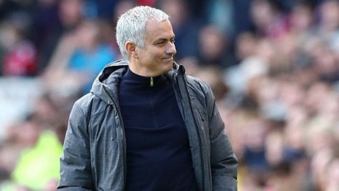 Mourinho lộ thèm muốn với ngôi vô địch Europa League Mourinho lộ thèm muốn với ngôi vô địch Europa League