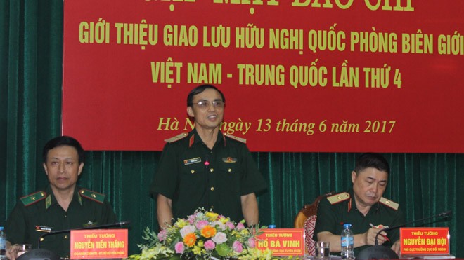 Quân đội Việt - Trung chuẩn bị diễn tập chống tội phạm xuyên biên giới Lãnh đạo Cục Đối ngoại Bộ Quốc phòng, Cục Tuyên huấn - Tổng cục Chính trị QĐND Việt Nam, Cục Chính trị Bộ đội Biên phòng đồng chủ trì cuộc gặp mặt báo chí, chiều 13/6