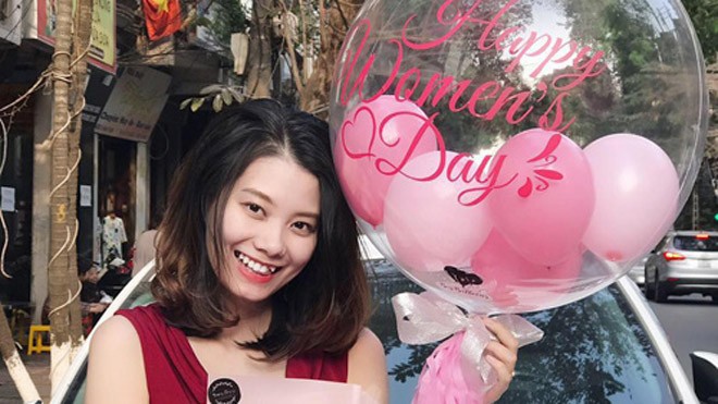 Cử nhân Ngoại giao bỏ việc ra nước ngoài học thổi bóng bay Hành trình khởi nghiệp của cô thực sự bắt đầu khi nhìn thấy những quả bóng bay quý tộc