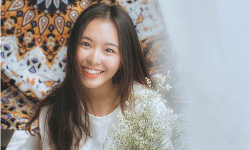 Nữ sinh xinh đẹp giỏi 2 ngoại ngữ khiến nhiều teen boy xao xuyến Nữ sinh xinh đẹp giỏi 2 ngoại ngữ khiến nhiều teen boy xao xuyến